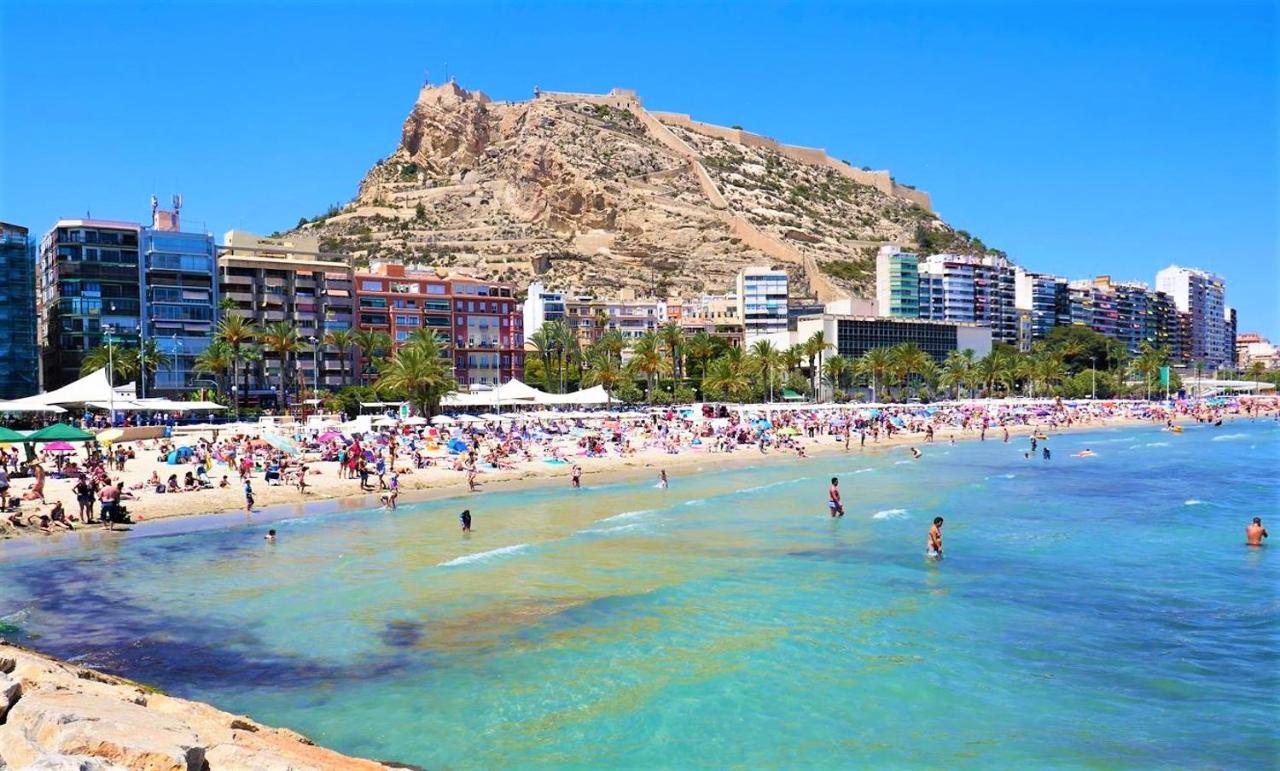 Apartment With Pool, Sea Views & Balcony Less Than 10Min Walk To La Mata Beach! Torrevieja Exteriér fotografie